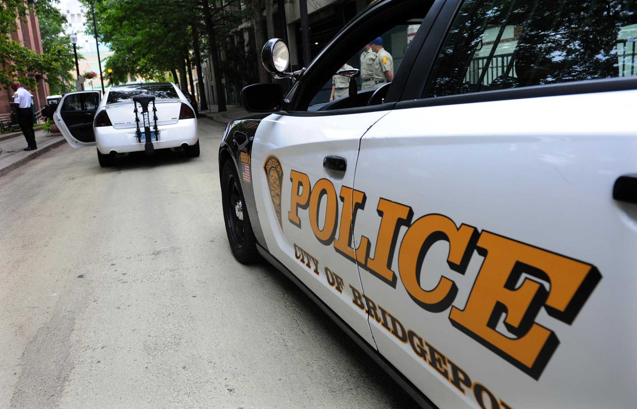 1 wounded after 17 shots fired in Bridgeport shooting on Harral Avenue, police say