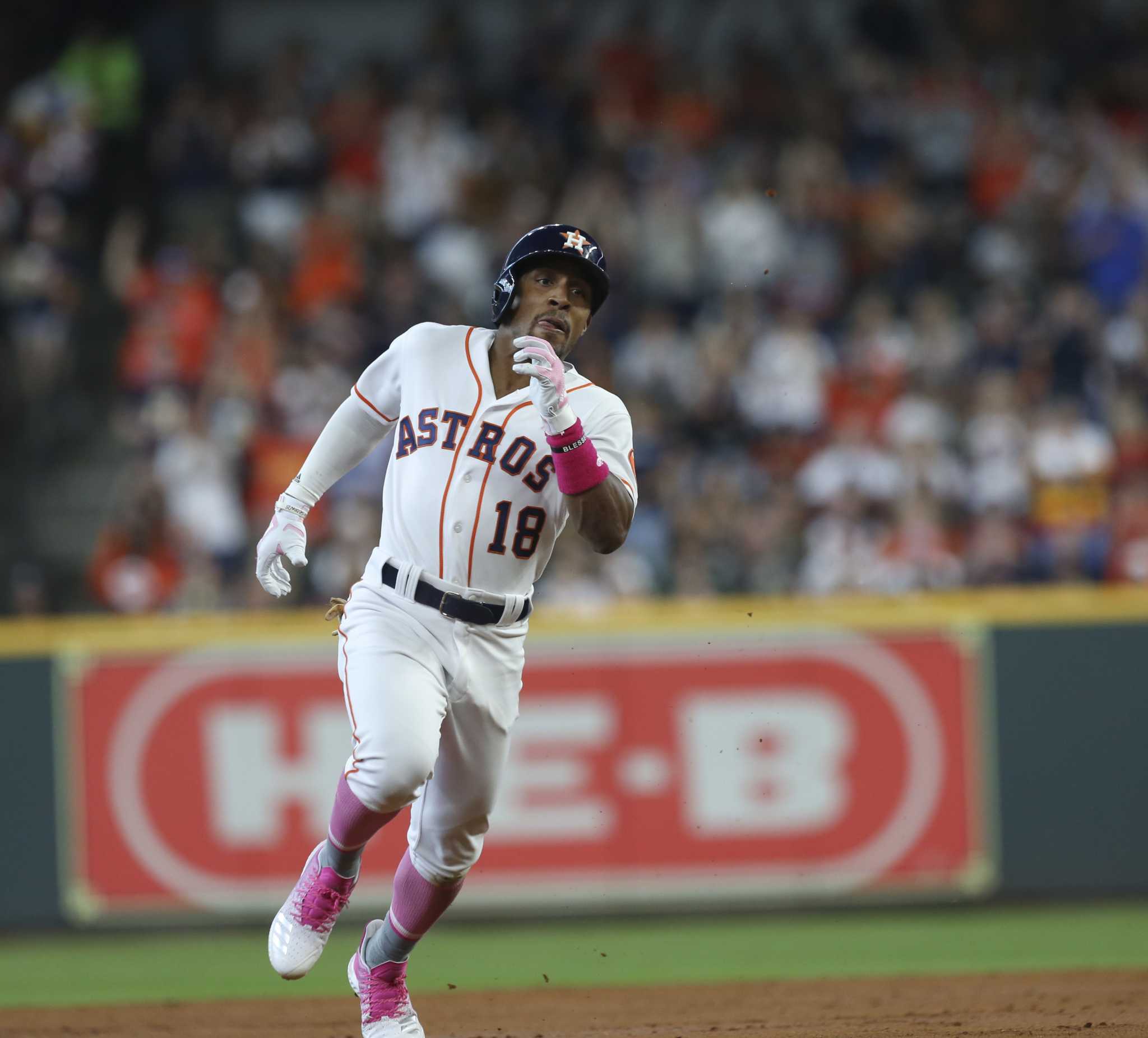 George Springer packs pink Mother's Day bat for Astros' road trip after  historic performance