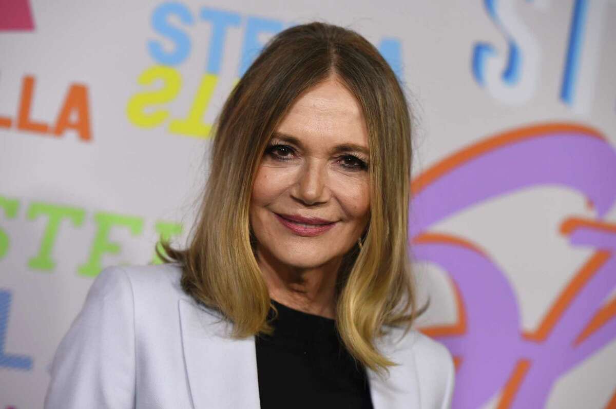 FILE - In this Jan. 16, 2018 file photo, Peggy Lipton arrives at the Stella McCartney Autumn 2018 Presentation in Los Angeles. Lipton, a star of the groundbreaking late 1960s TV show "The Mod Squad" and the 1990s show "Twin Peaks," has died of cancer at age 72. Lipton's daughters Rashida and Kidada Jones say in a statement that Lipton died Saturday, May 11, 2019, surrounded by her family. (Photo by Jordan Strauss/Invision/AP, File)