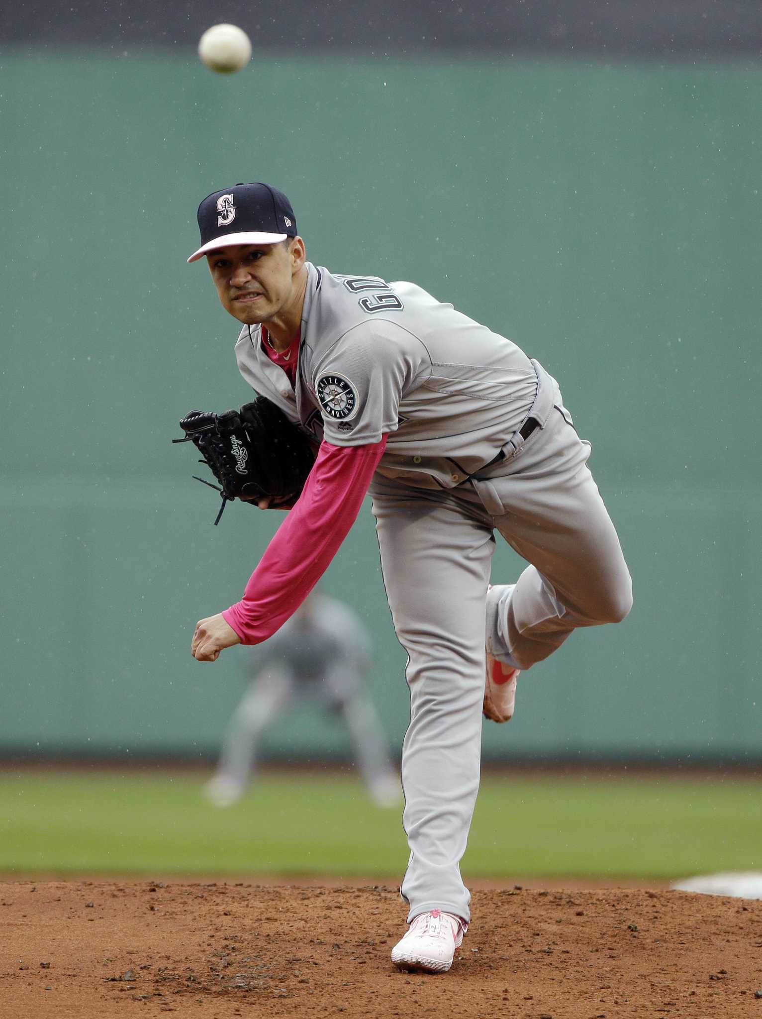 Mariners sign former AppleSox pitcher Marco Gonzales to a four-year contract  extension, Sports