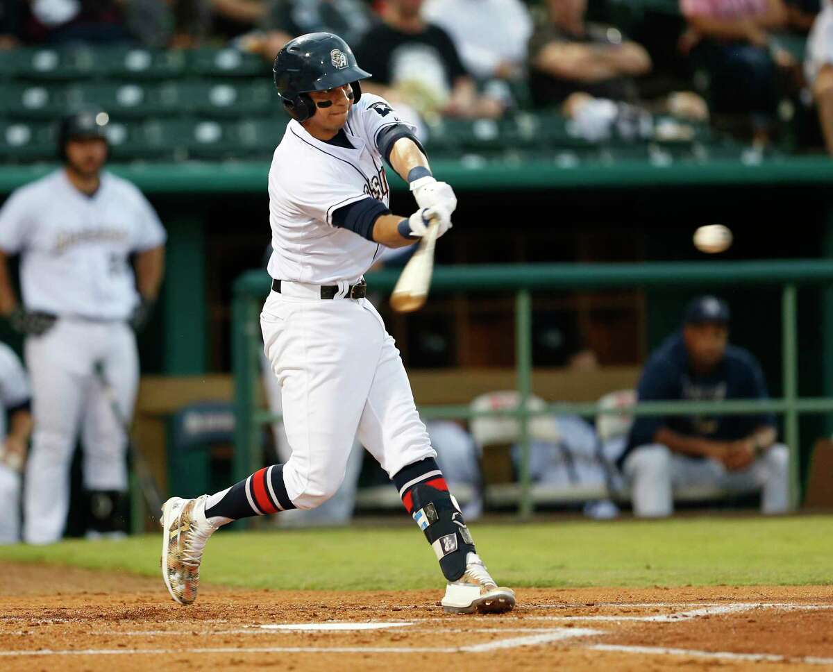 Mauricio Dubón proud to be only MLB player from Honduras