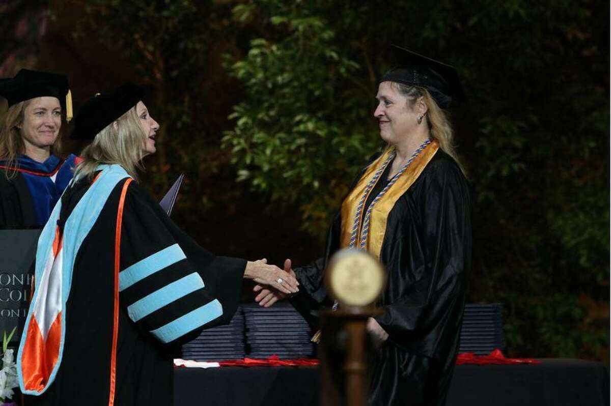 Lone Star CollegeMontgomery grads celebrate at commencement