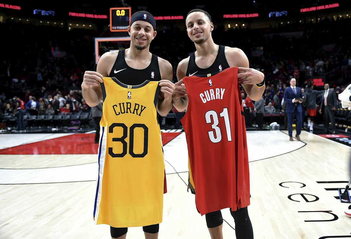 Steph Curry vs. Seth Curry From driveway battles to NBA playoffs