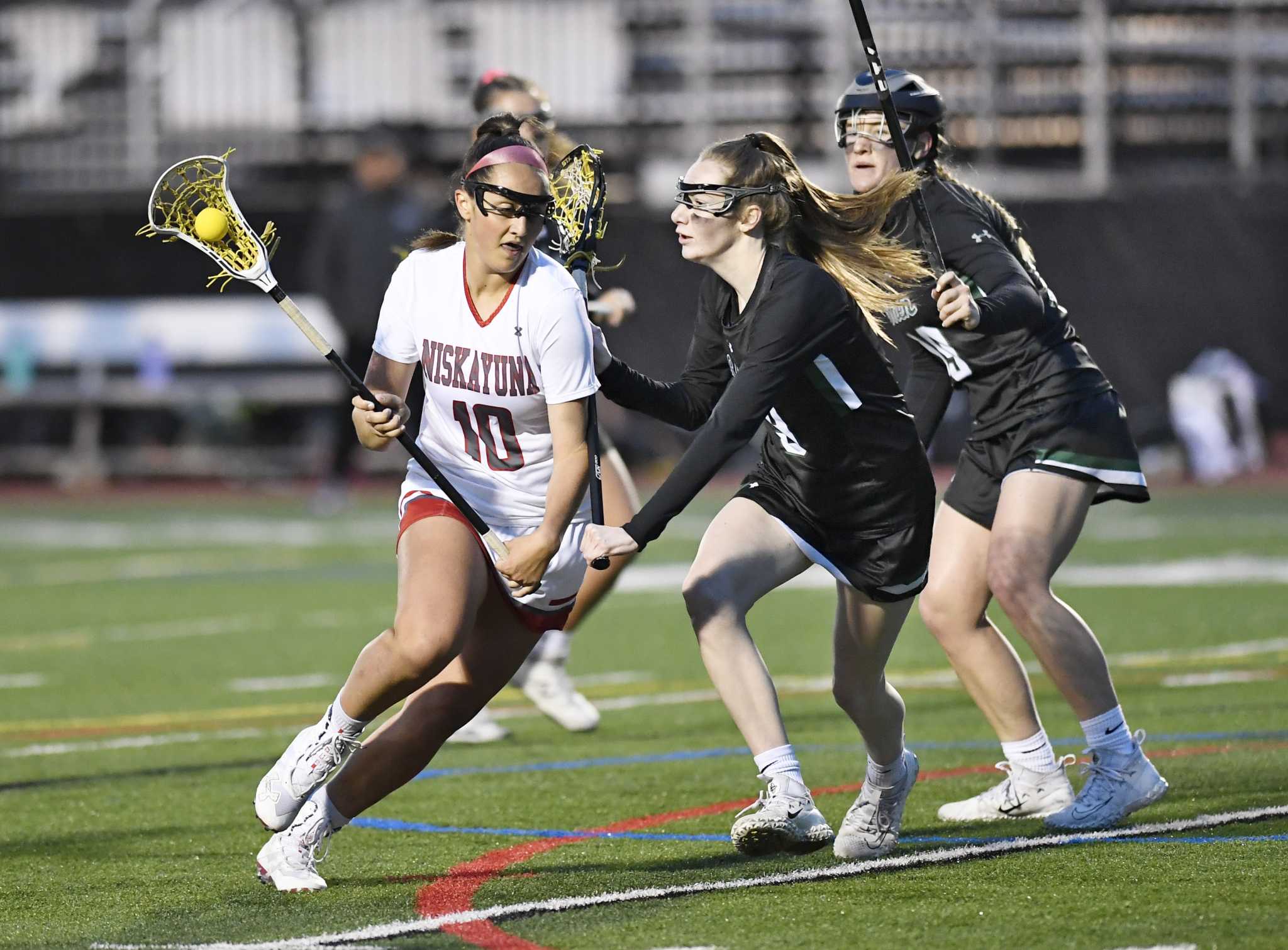 Banagan big at end for Nisky