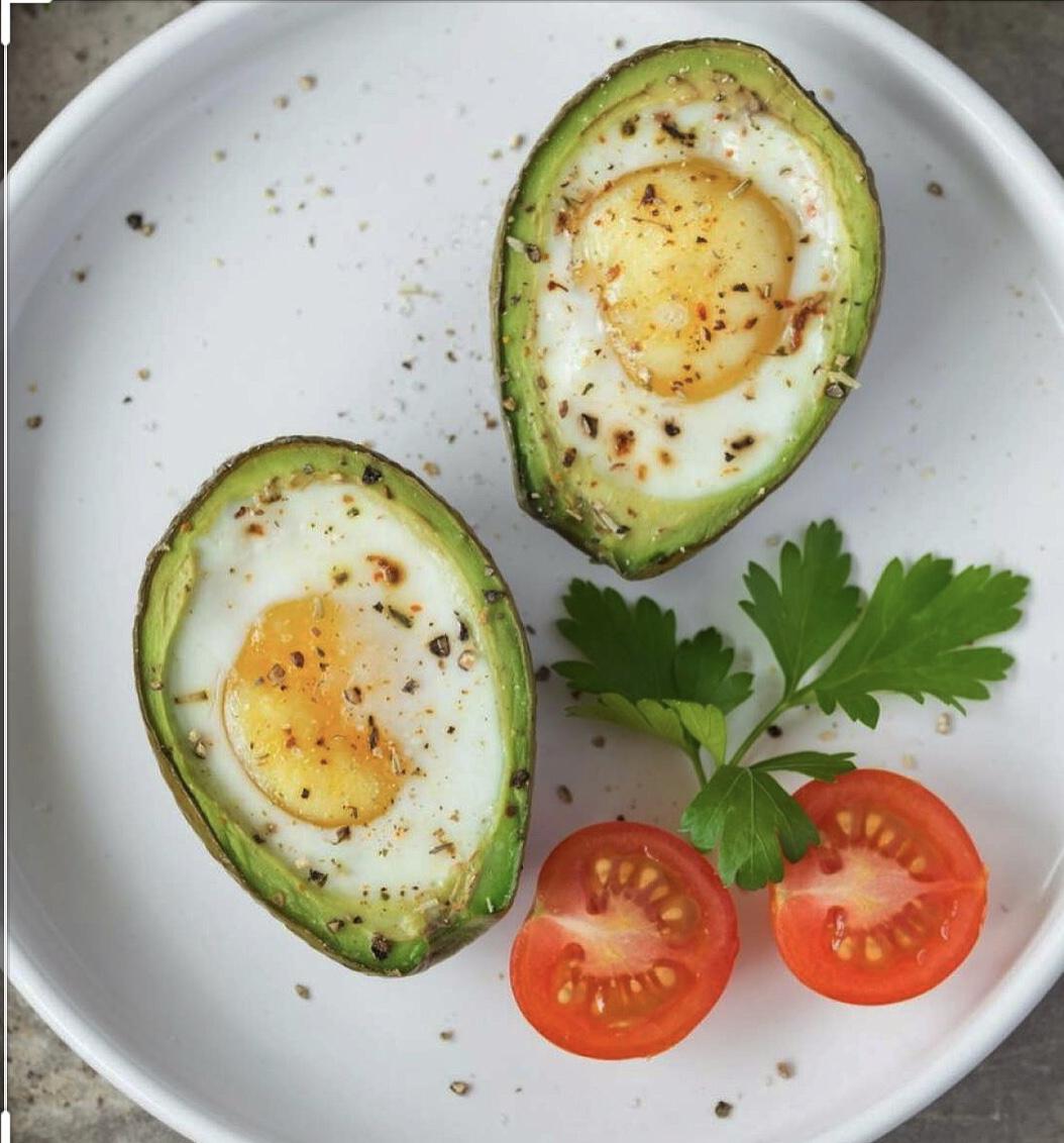 Baked Eggs in Avocado