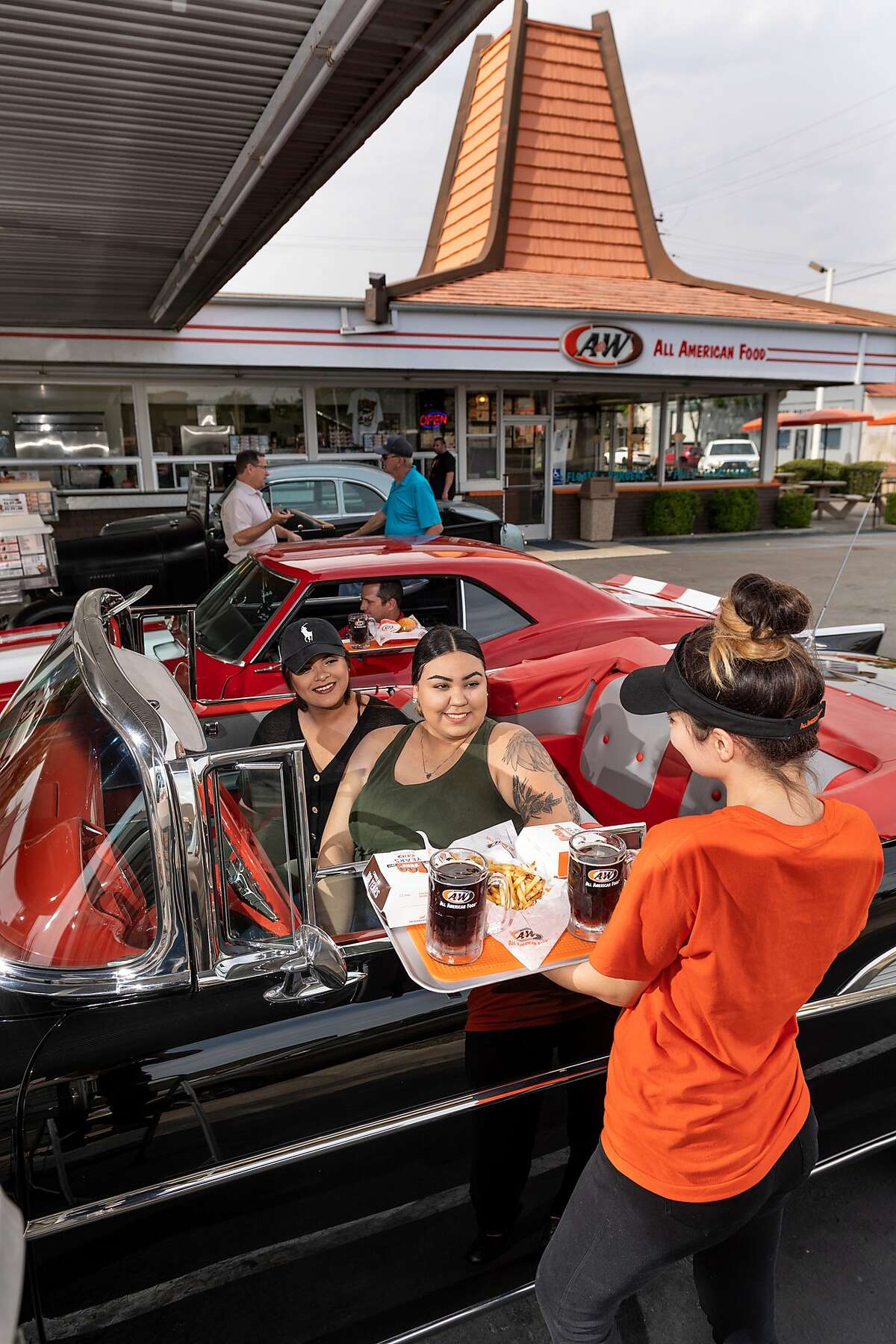 Float On 100 Years of A&W in California