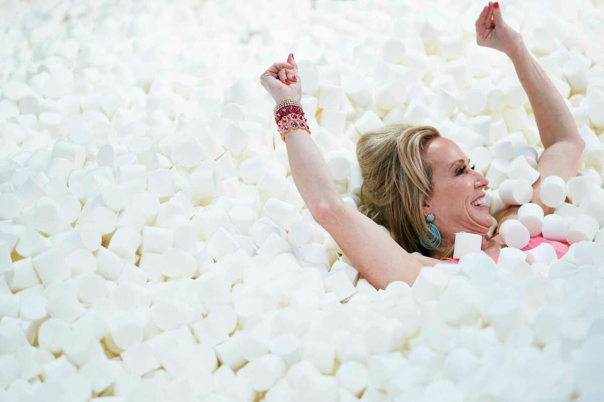 Here's the 411 on Candytopia