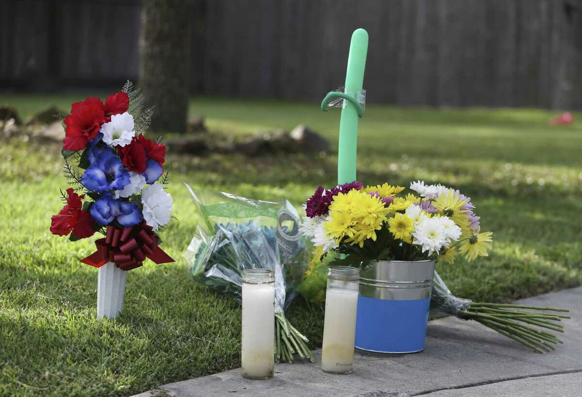 A makeshift memorial outside the McLeods’ house on May 19, 2018, in Santa Fe.