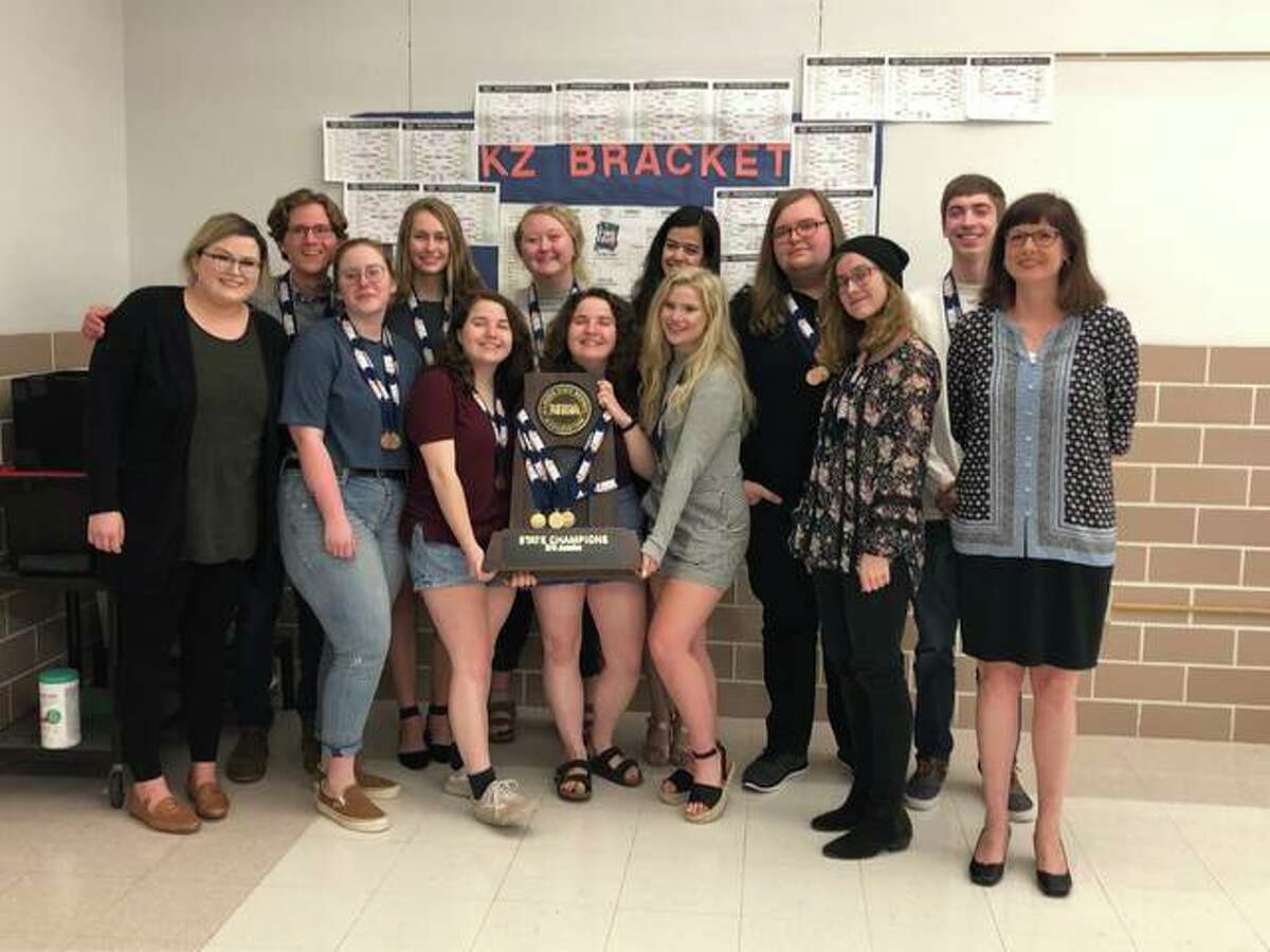 The EHS Journalism Team was recognized at the Edwardsville District 7 board of education meeting for winning the IHSA Journalism State championship.