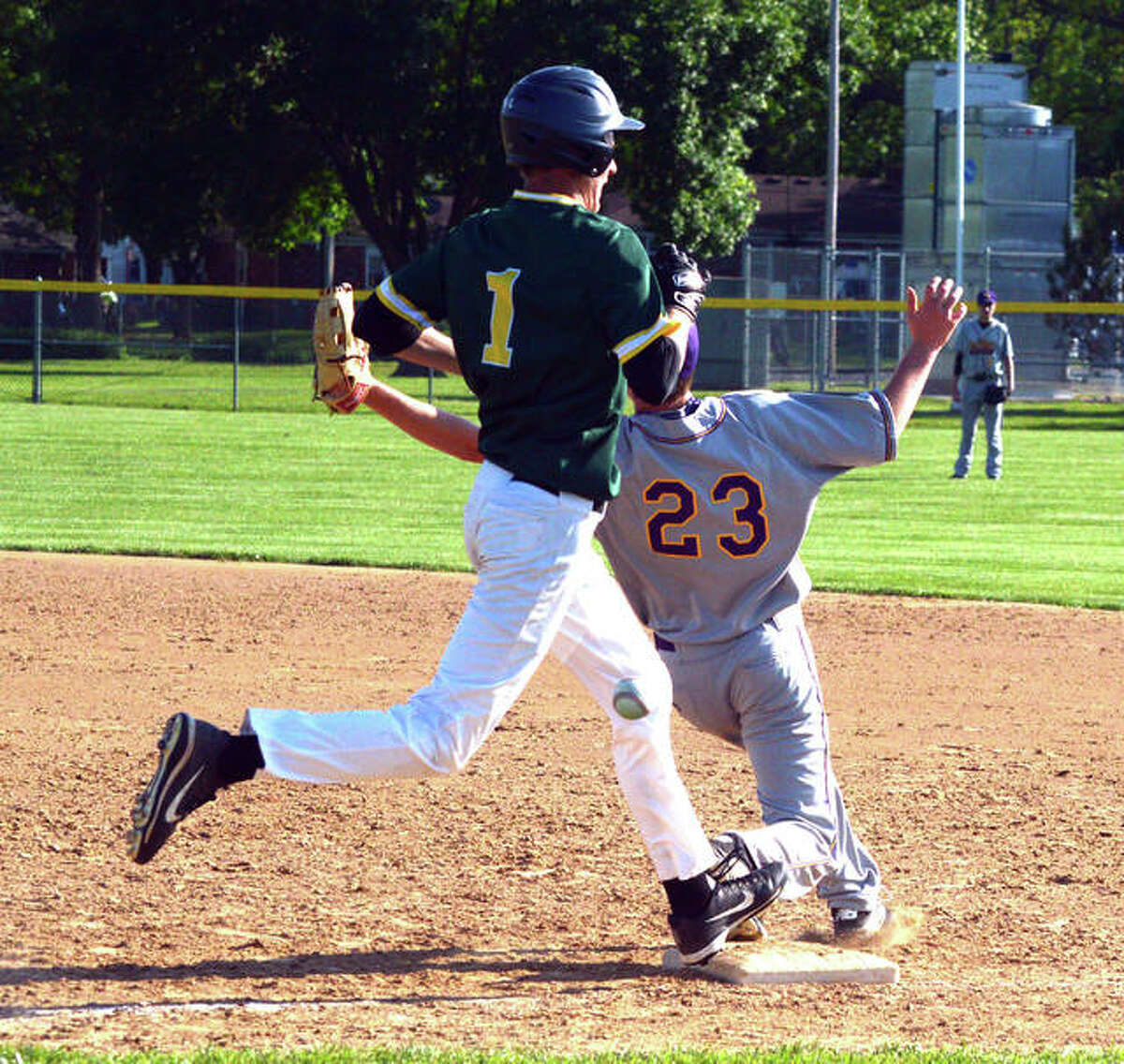 BASEBALL Knights fall to New Athens in regional semis
