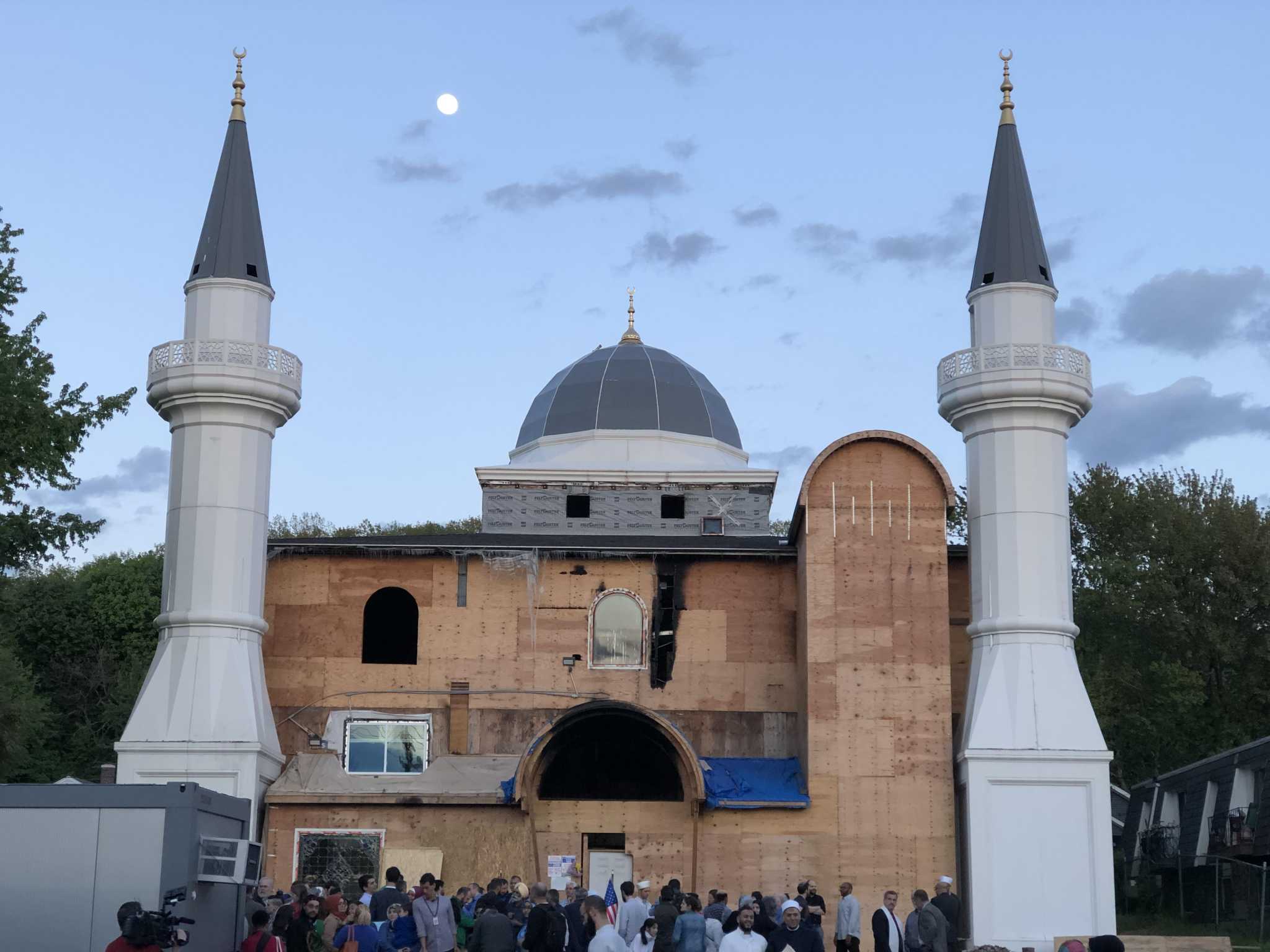 Chief: No evidence so far of hate crime in New Haven mosque arson