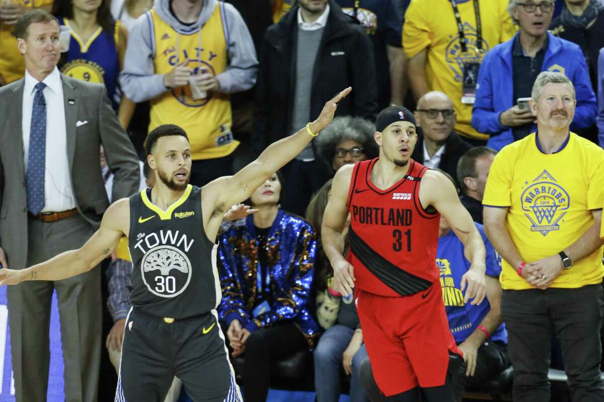Steph Vs Seth Curry Brothers Trade Big Shots In Warriors Game 2 Win