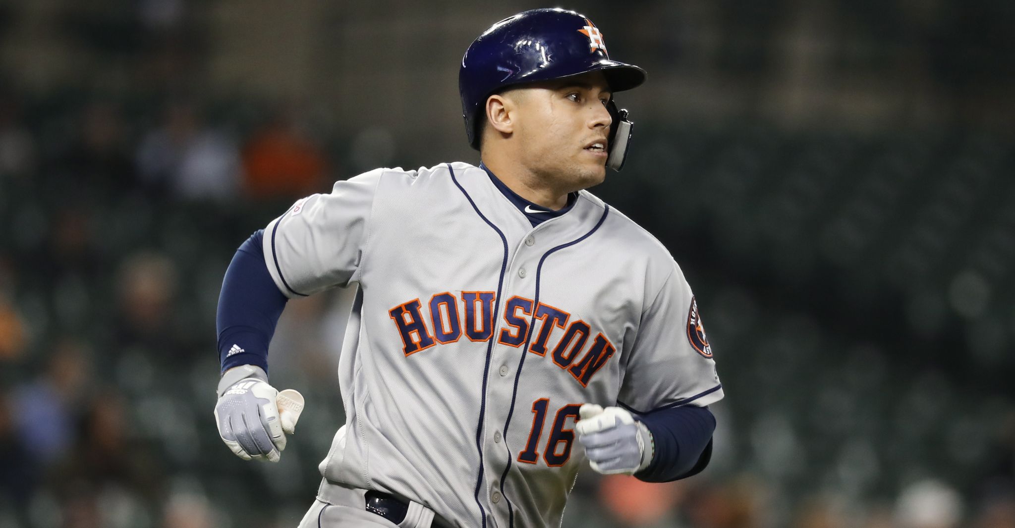 Aledmys Díaz exits Astros-Red Sox game with injury