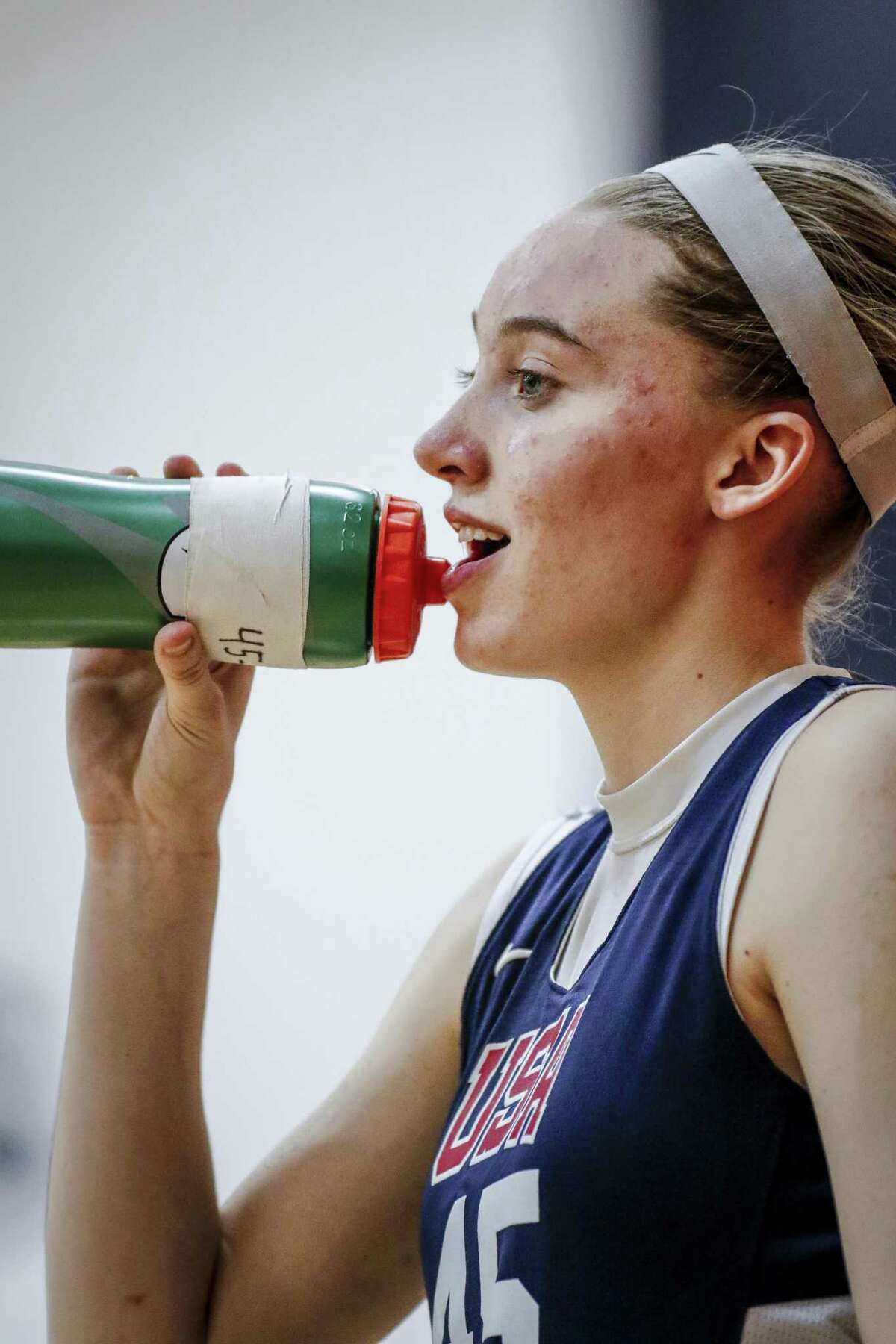 Future Uconn Teammates Bueckers Griffin Bonding At Usa Basketball Camp