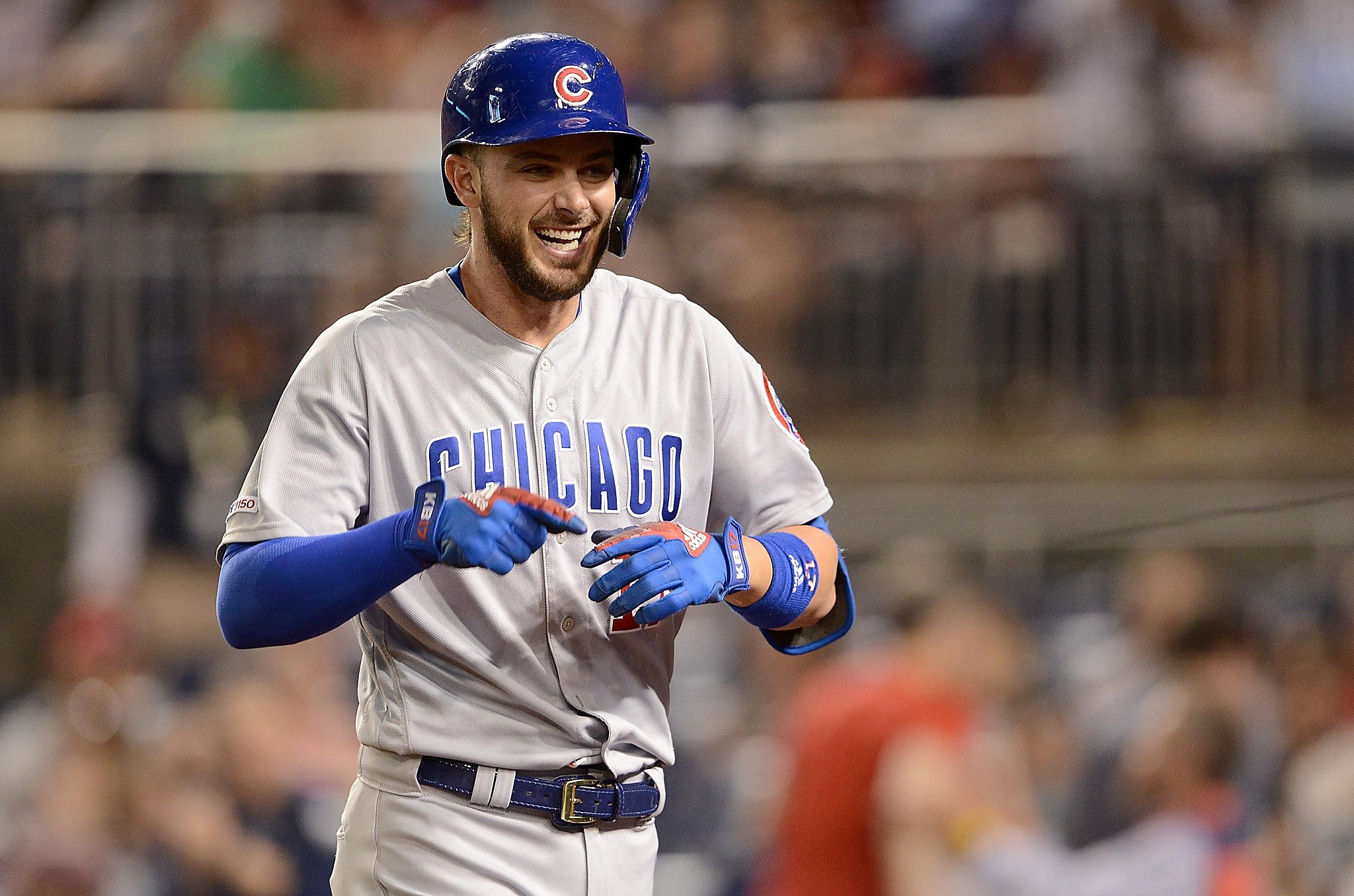 Kris Bryant homers 3 times to lead Cubs.