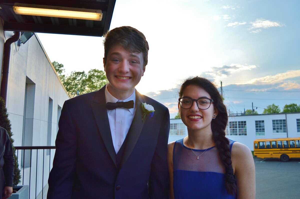 Darien High School held its prom on May 17, 2019 at the Stamford Loading Dock. Were you SEEN?
