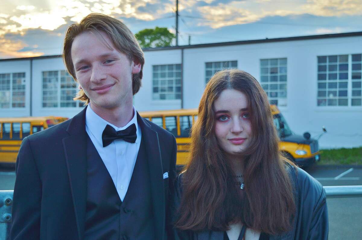 Darien High School held its prom on May 17, 2019 at the Stamford Loading Dock. Were you SEEN?