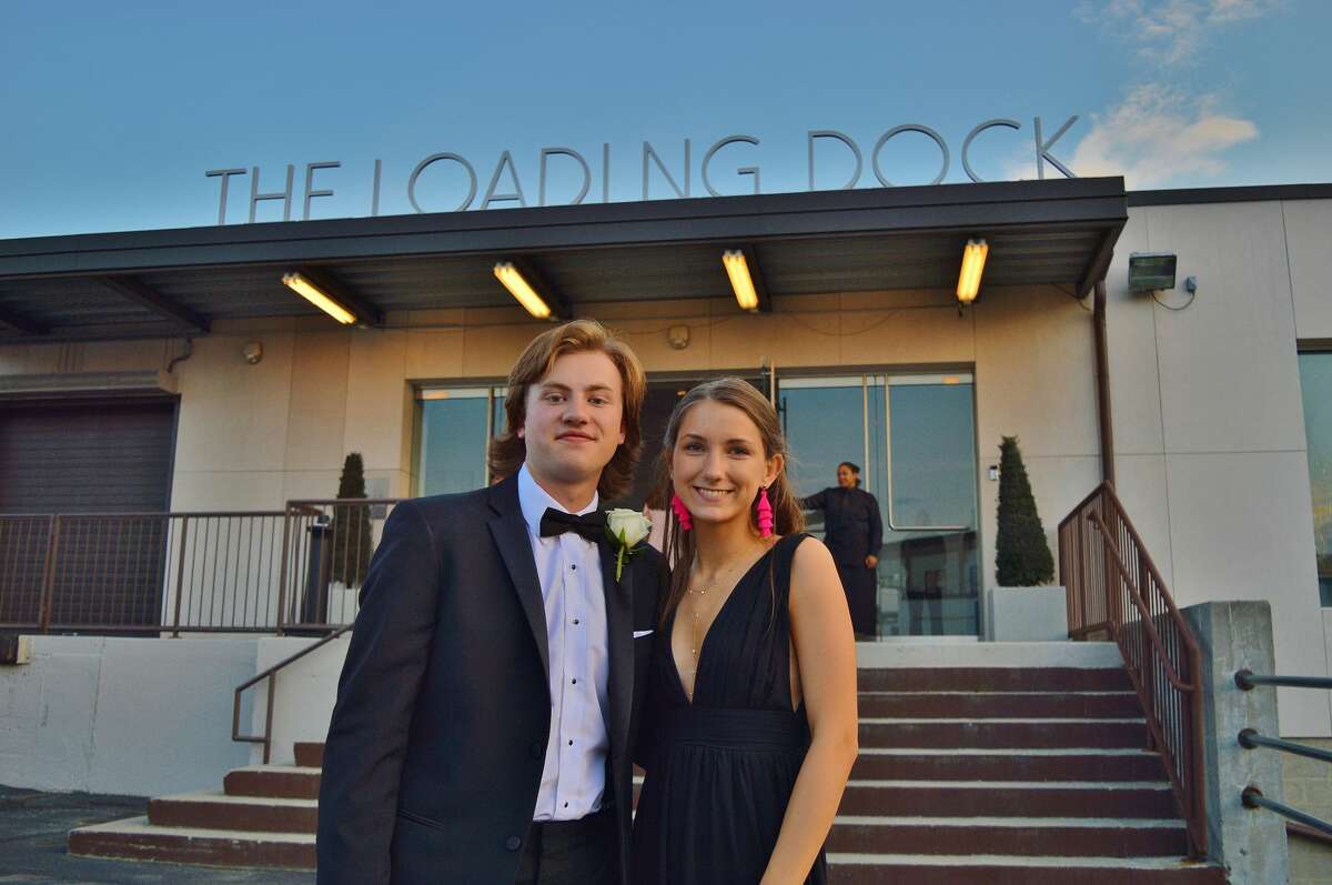 Darien High School held its prom on May 17, 2019 at the Stamford Loading Dock. Were you SEEN?