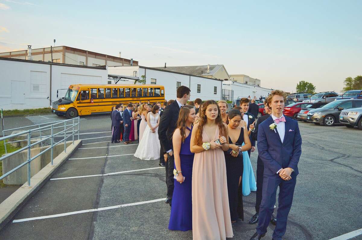 Darien High School held its prom on May 17, 2019 at the Stamford Loading Dock. Were you SEEN?