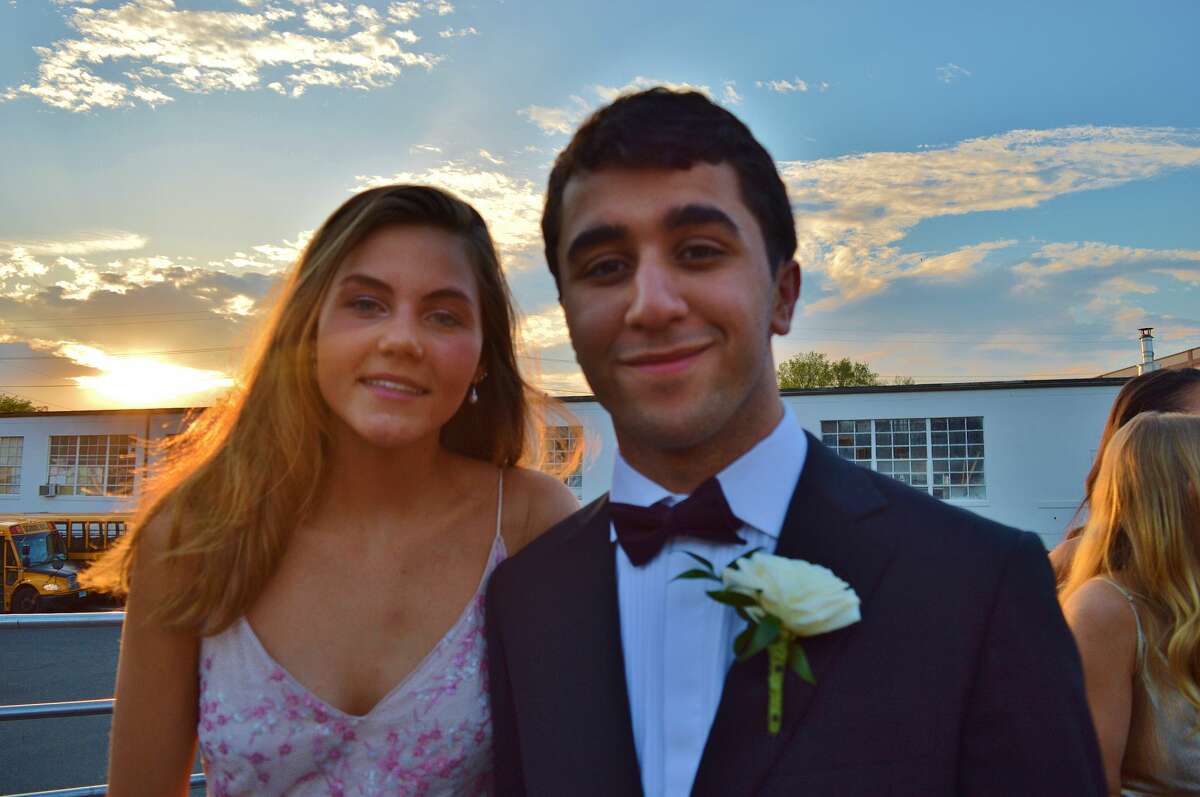 Darien High School held its prom on May 17, 2019 at the Stamford Loading Dock. Were you SEEN?