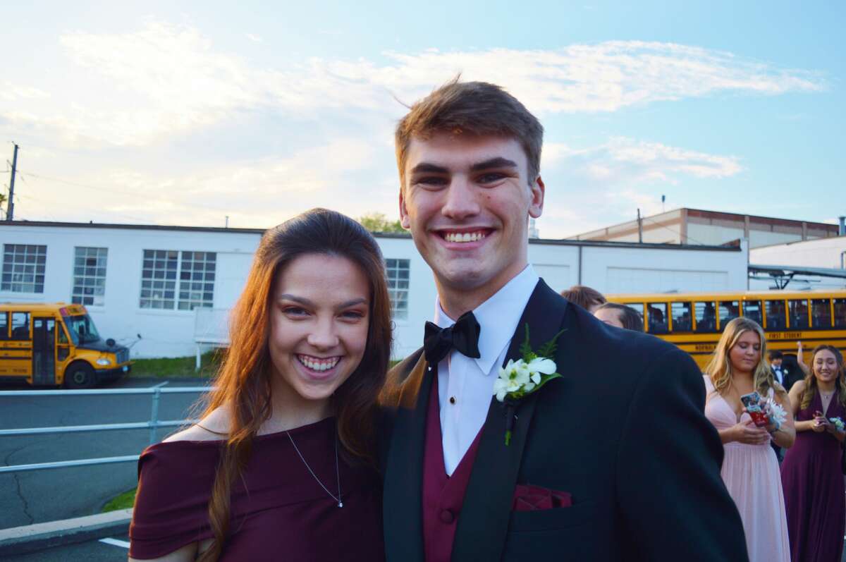 Darien High School held its prom on May 17, 2019 at the Stamford Loading Dock. Were you SEEN?