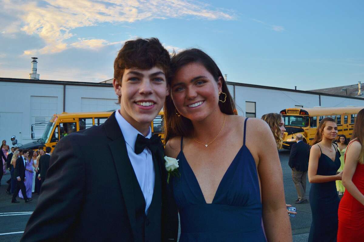 Darien High School held its prom on May 17, 2019 at the Stamford Loading Dock. Were you SEEN?