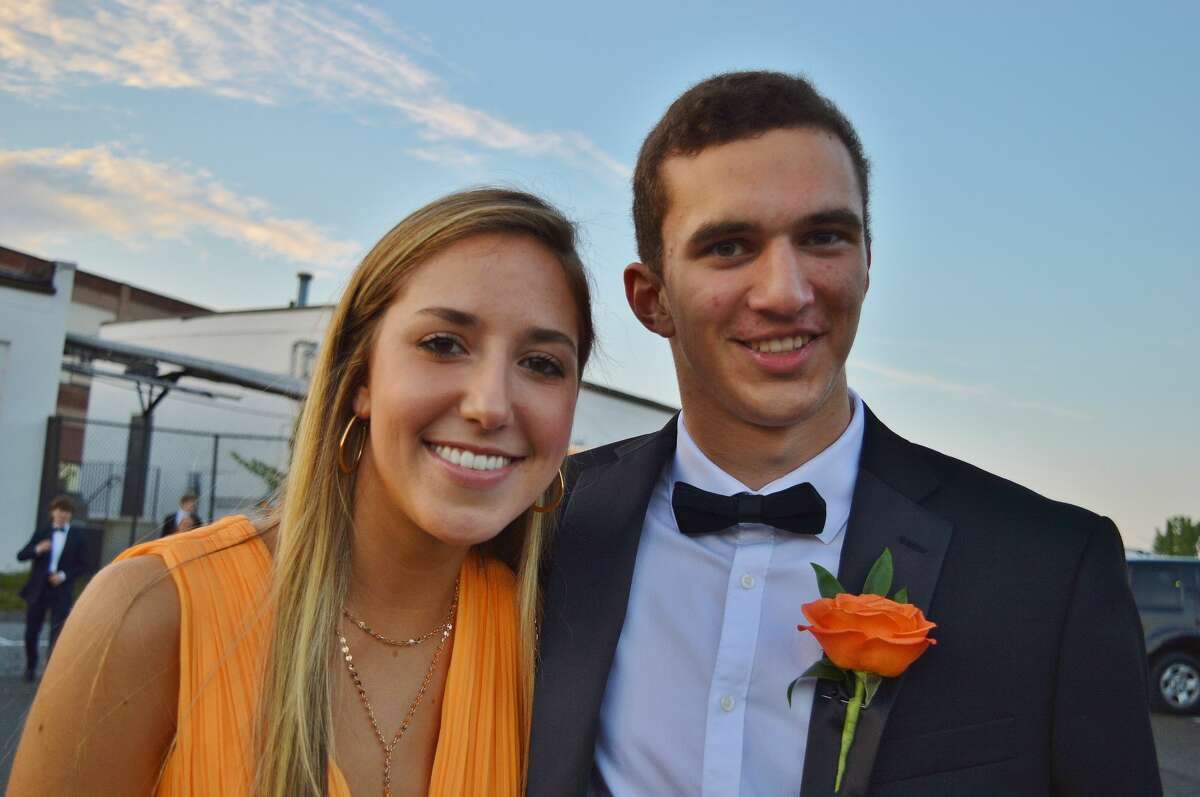 Darien High School held its prom on May 17, 2019 at the Stamford Loading Dock. Were you SEEN?