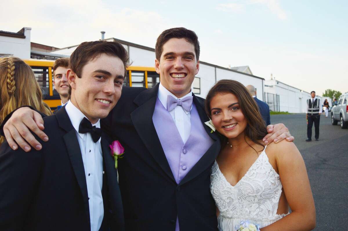 Darien High School held its prom on May 17, 2019 at the Stamford Loading Dock. Were you SEEN?