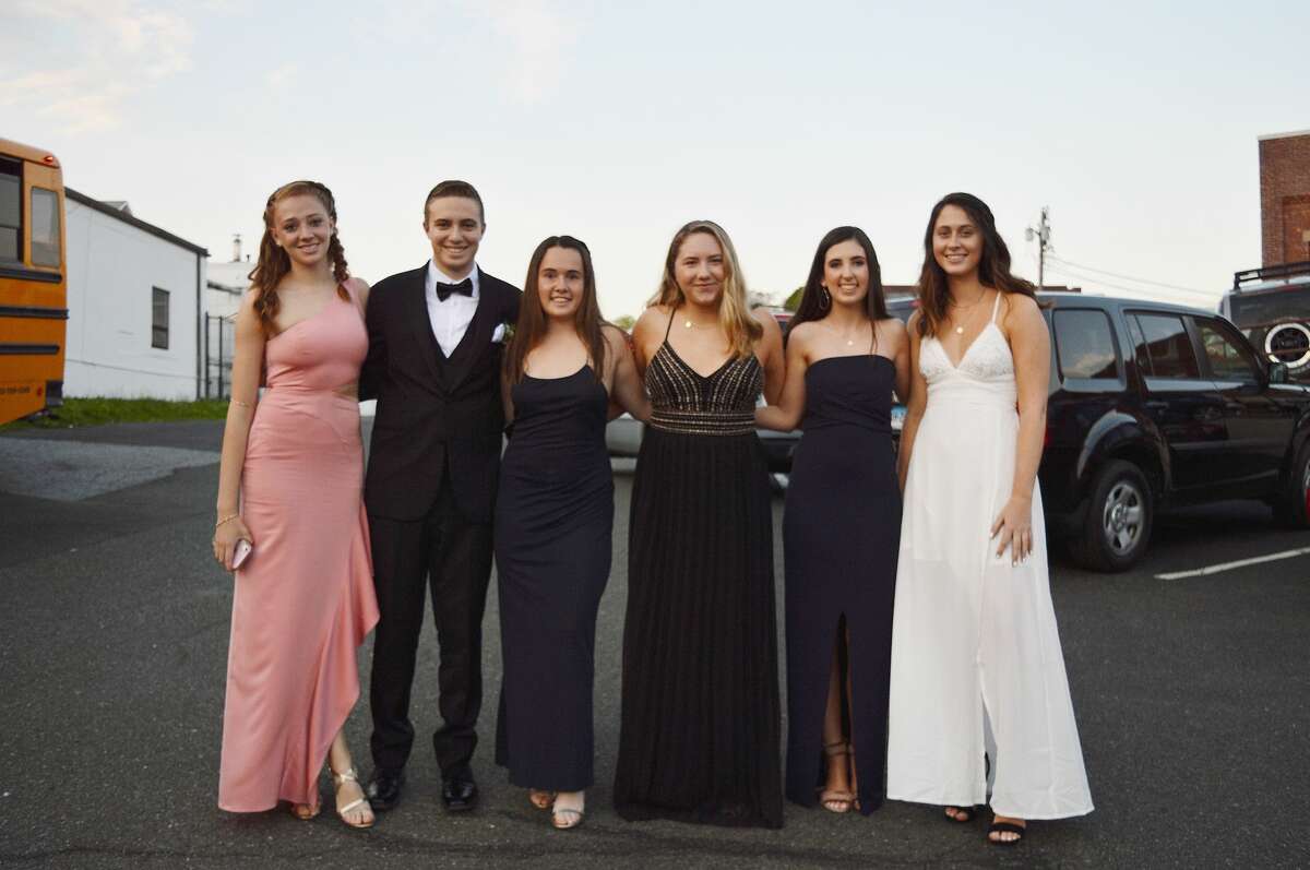 Darien High School held its prom on May 17, 2019 at the Stamford Loading Dock. Were you SEEN?