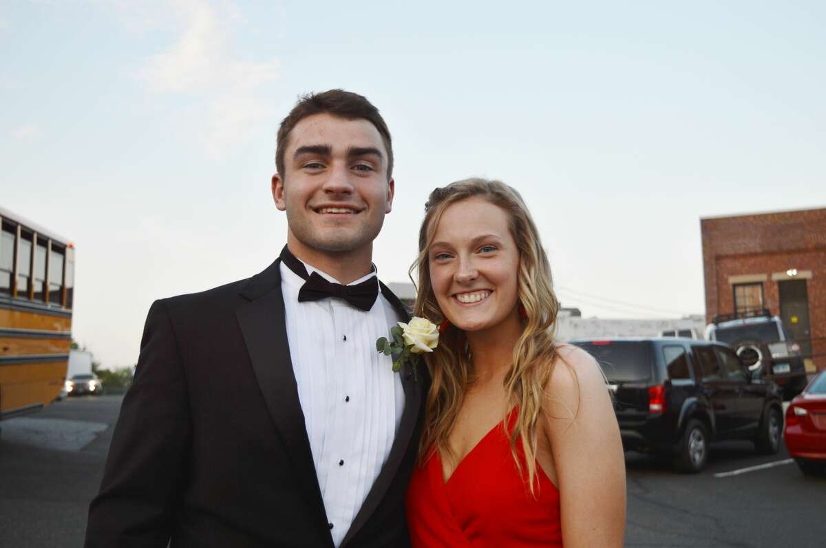 Darien High School held its prom on May 17, 2019 at the Stamford Loading Dock. Were you SEEN?