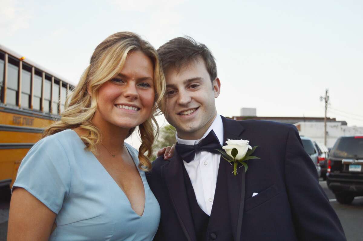 Darien High School held its prom on May 17, 2019 at the Stamford Loading Dock. Were you SEEN?