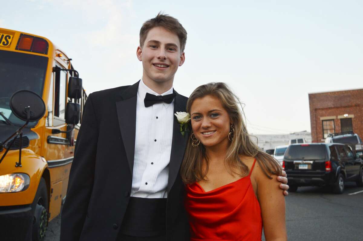 Darien High School held its prom on May 17, 2019 at the Stamford Loading Dock. Were you SEEN?