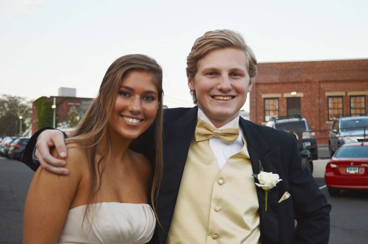 Darien High School held its prom on May 17, 2019 at the Stamford Loading Dock. Were you SEEN?