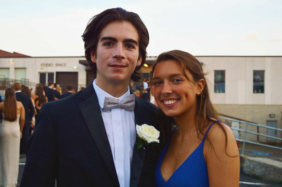 Darien High School held its prom on May 17, 2019 at the Stamford Loading Dock. Were you SEEN?