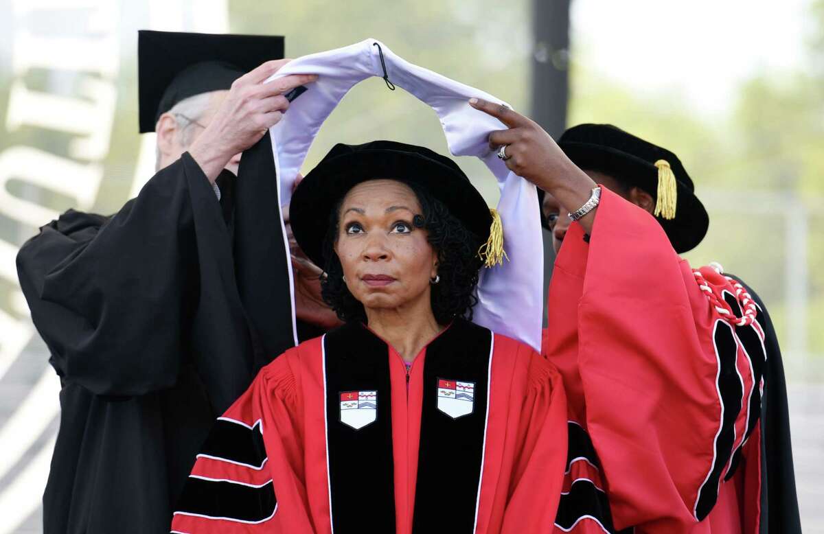 Commencement 2019 RPI awards degrees