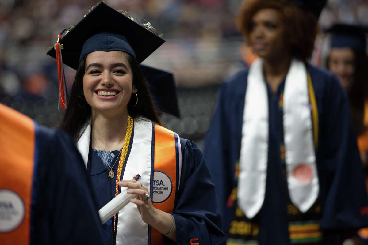 Photos UTSA's largest graduating class walked the stage this weekend