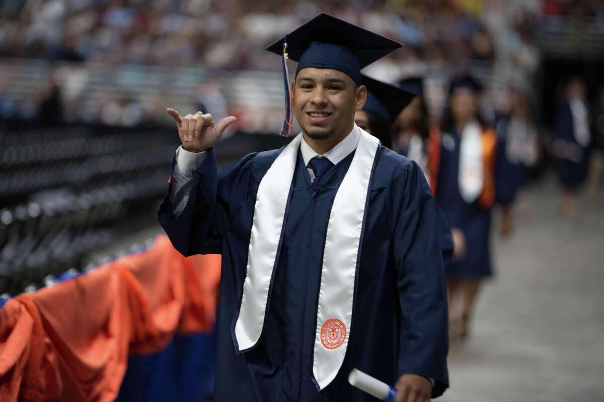 Photos: UTSA's largest graduating class walked the stage this weekend