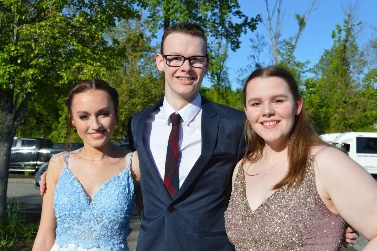 Shelton High School held its prom at the Amber Room Colonnade in Danbury on May 18, 2019. Were you SEEN?