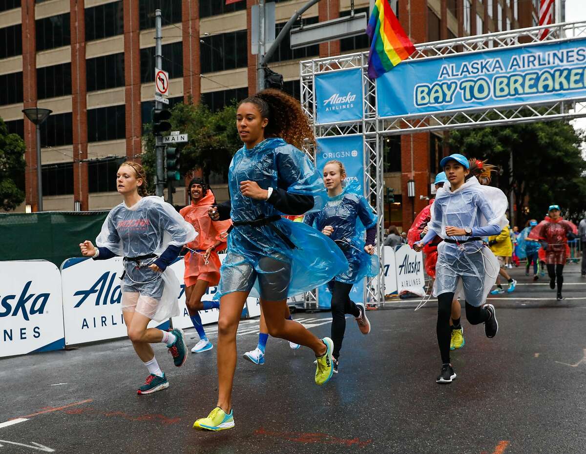 Bay to Breakers footrace gets wet and wild on San Francisco streets