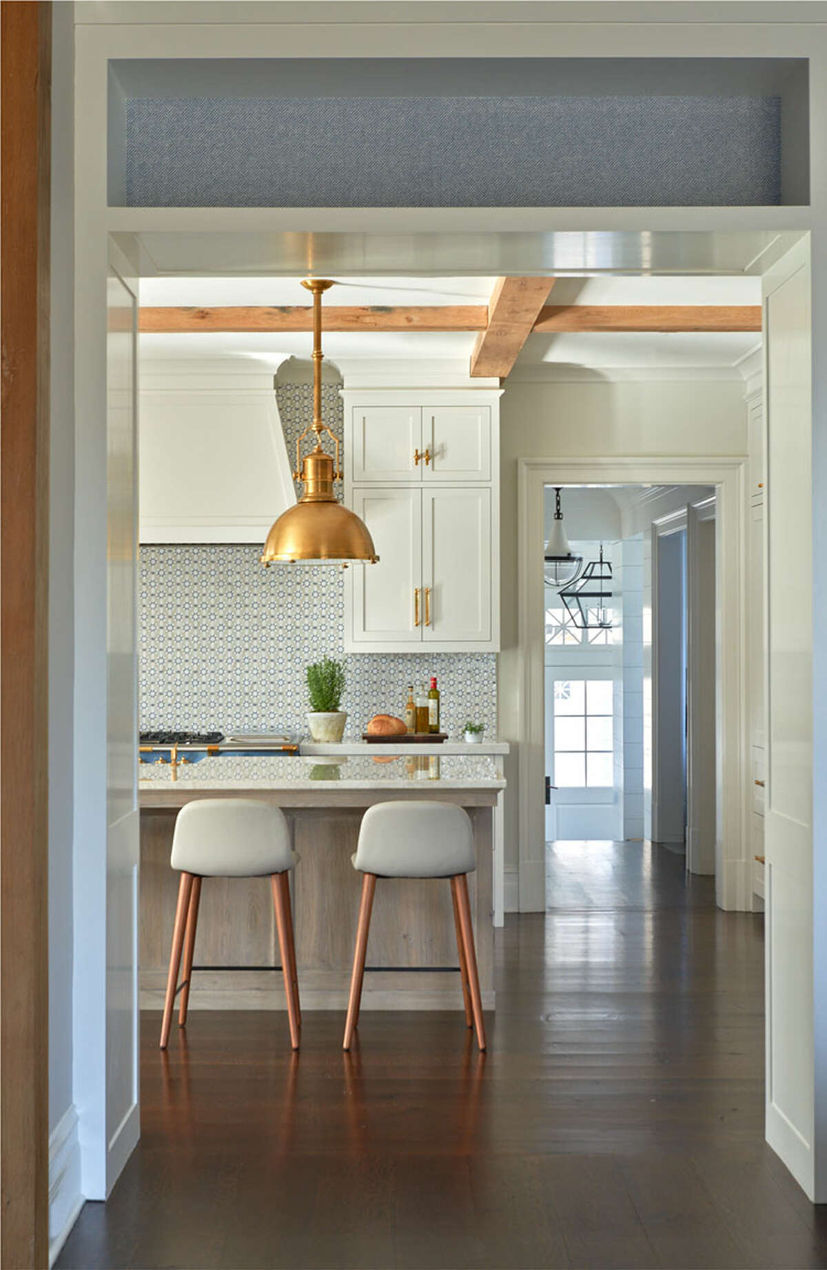 Classic meets contemporary — Jane Beiles photo