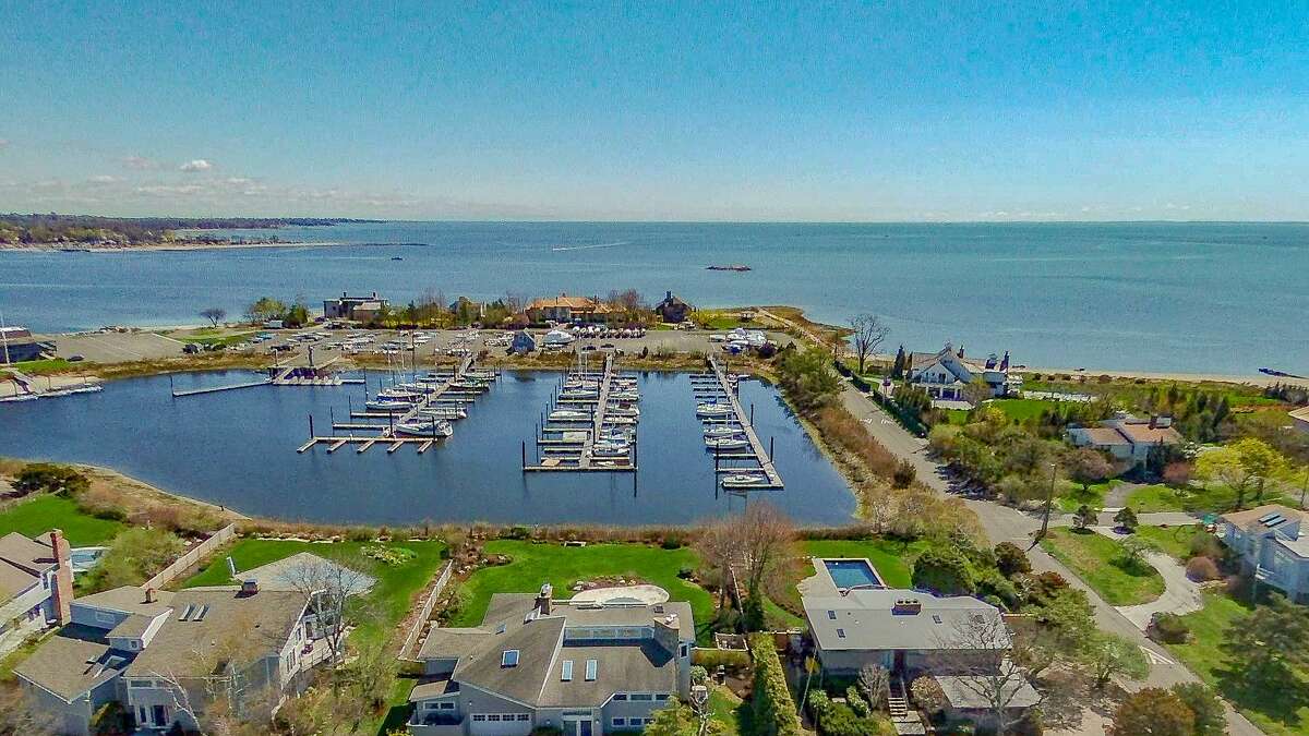 On the Market / Waterfront living on Saugatuck Island