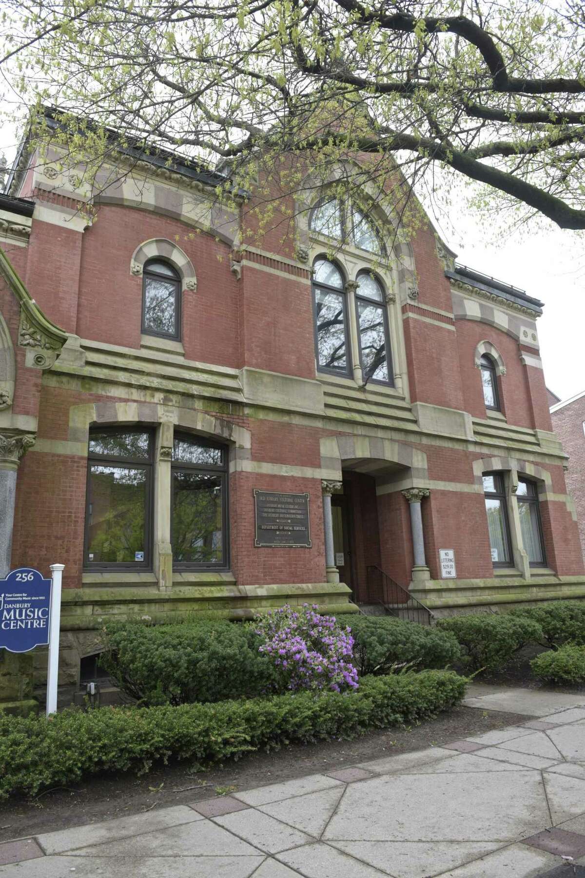 Danbury Library celebrates 150 years of history