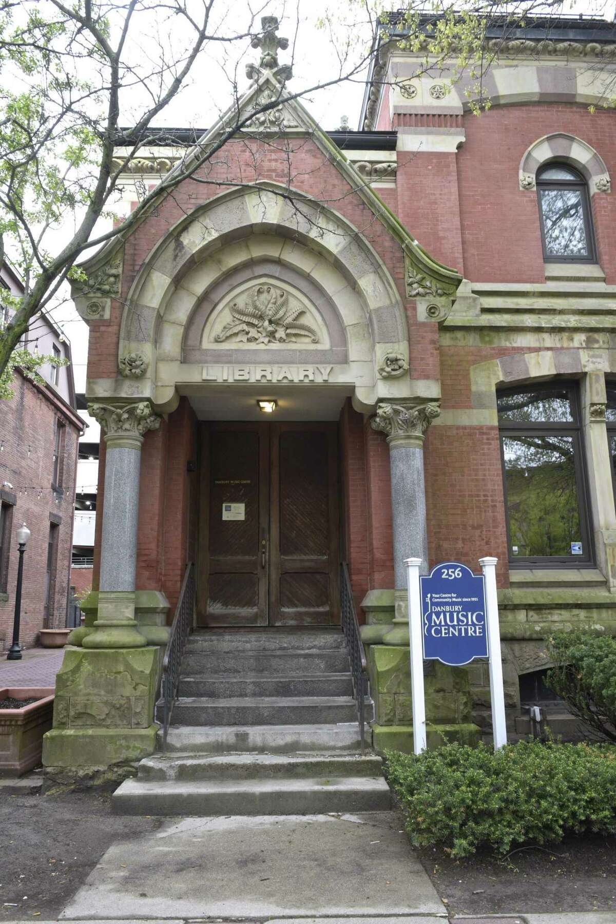 Danbury Library celebrates 150 years of history