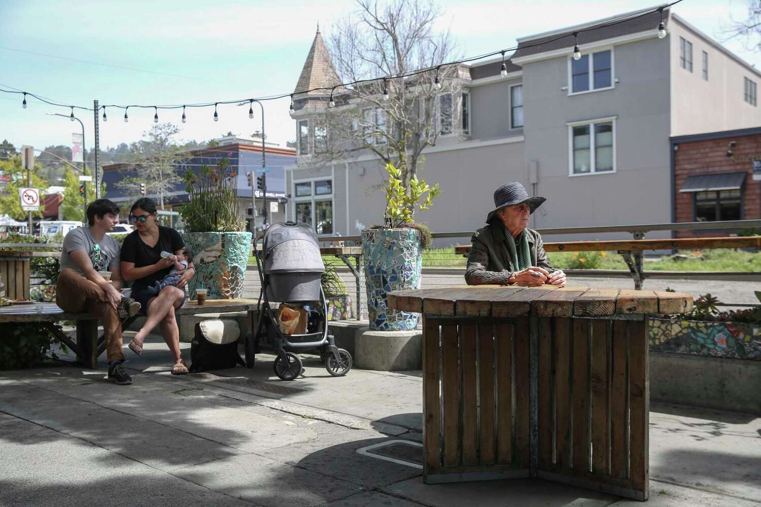How classic Berkeley restaurant Cheese Board Pizza built its timeless vibe