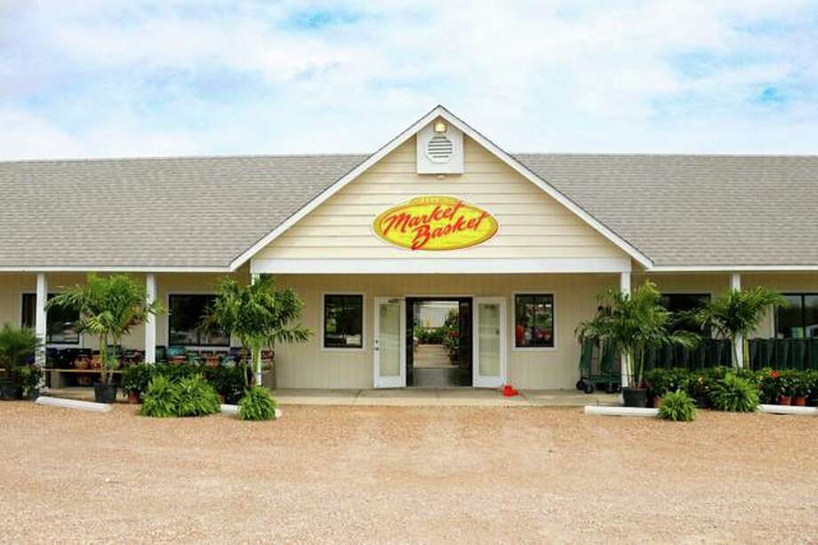 Joe’s Market Basket celebrates first anniversary in St. Peters The