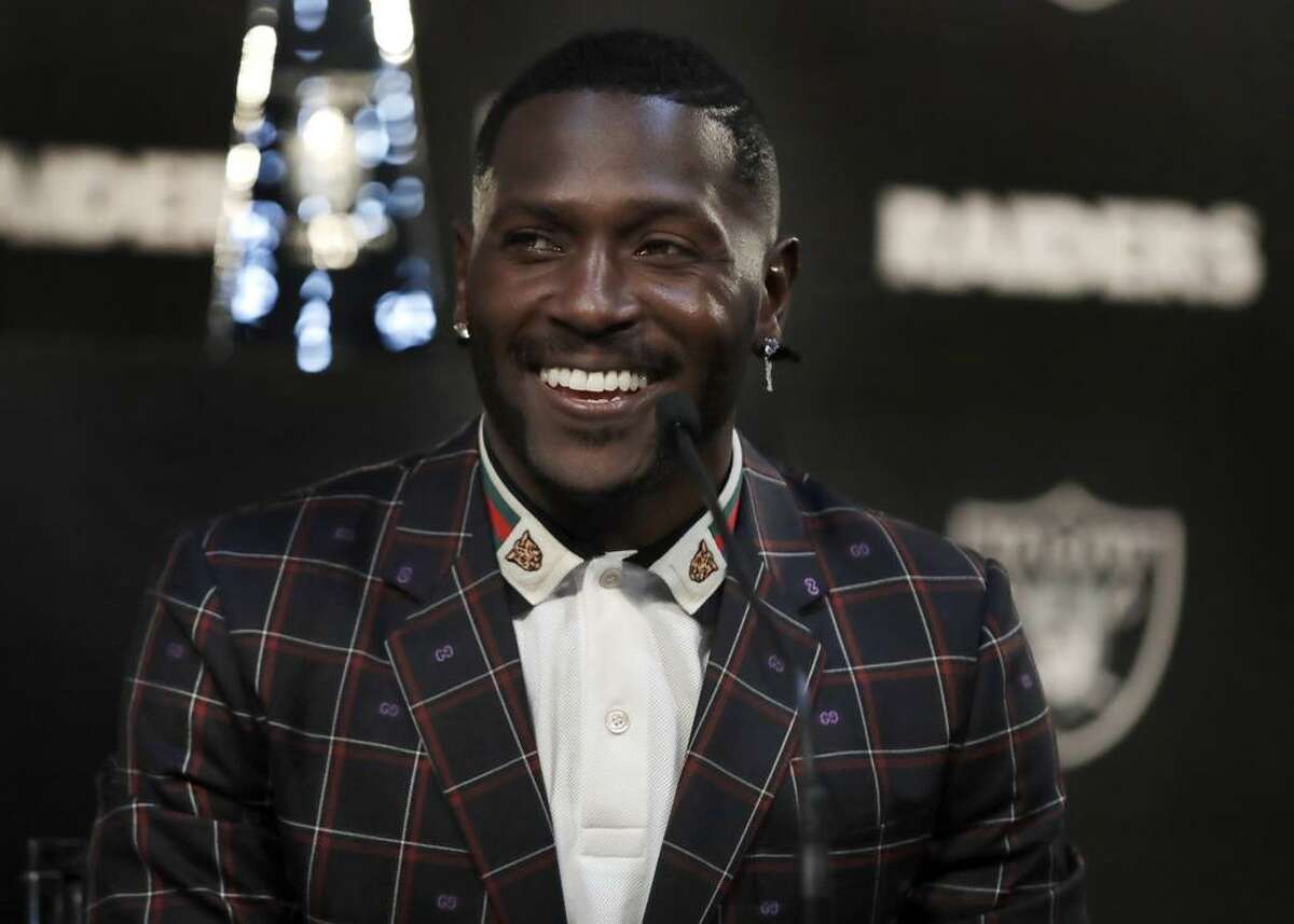 Antonio Brown absent from Raiders' first spring practice