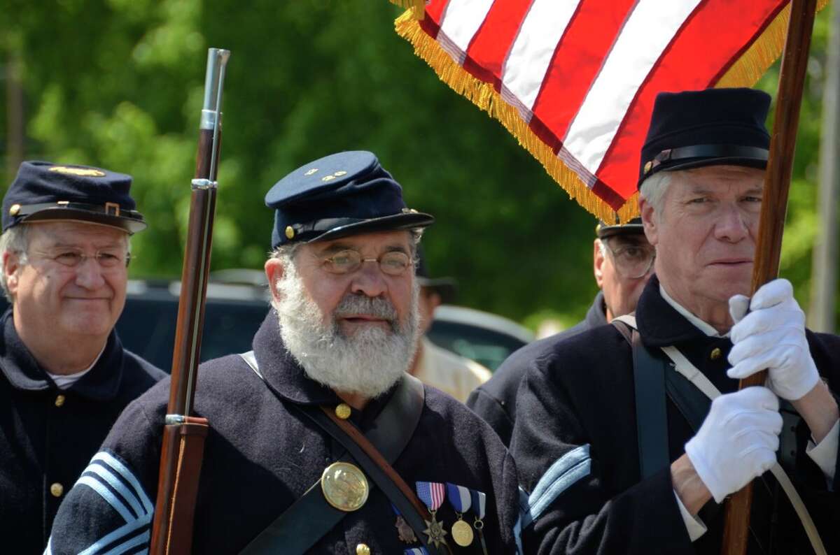 parade_80