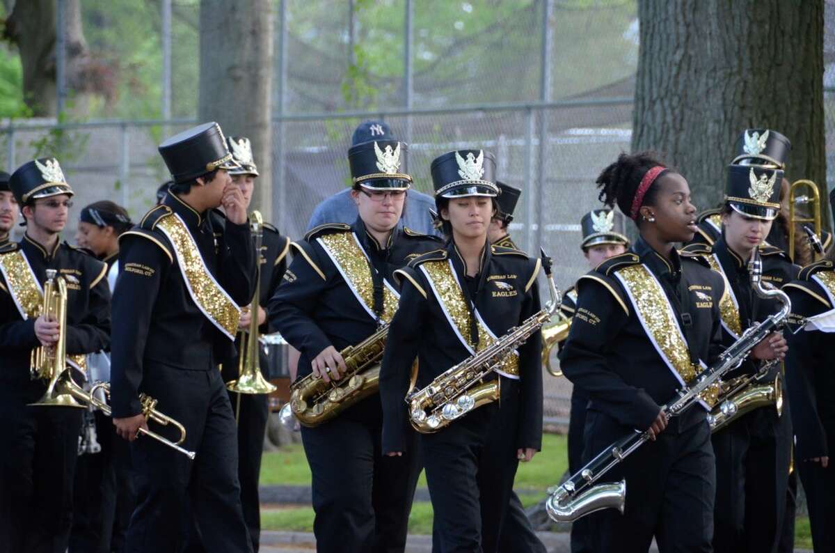 parade_70