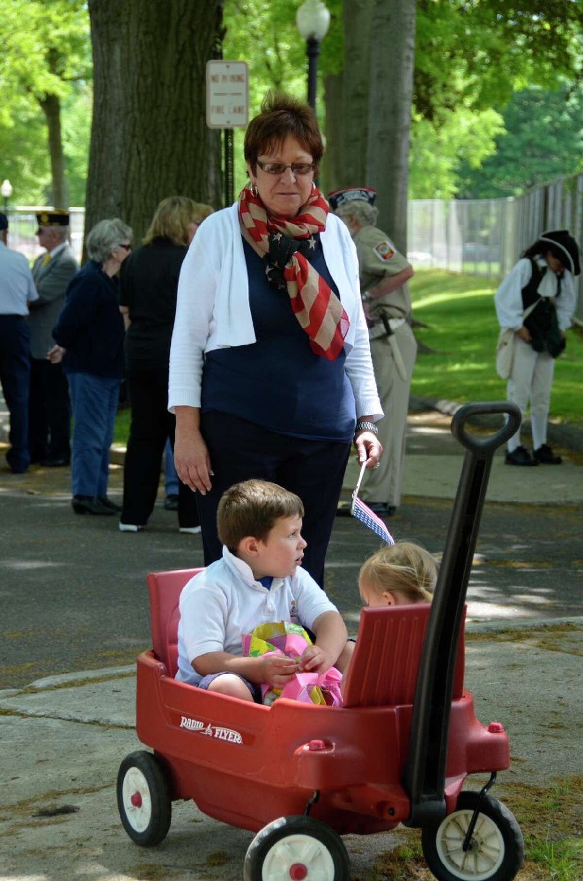 parade_8