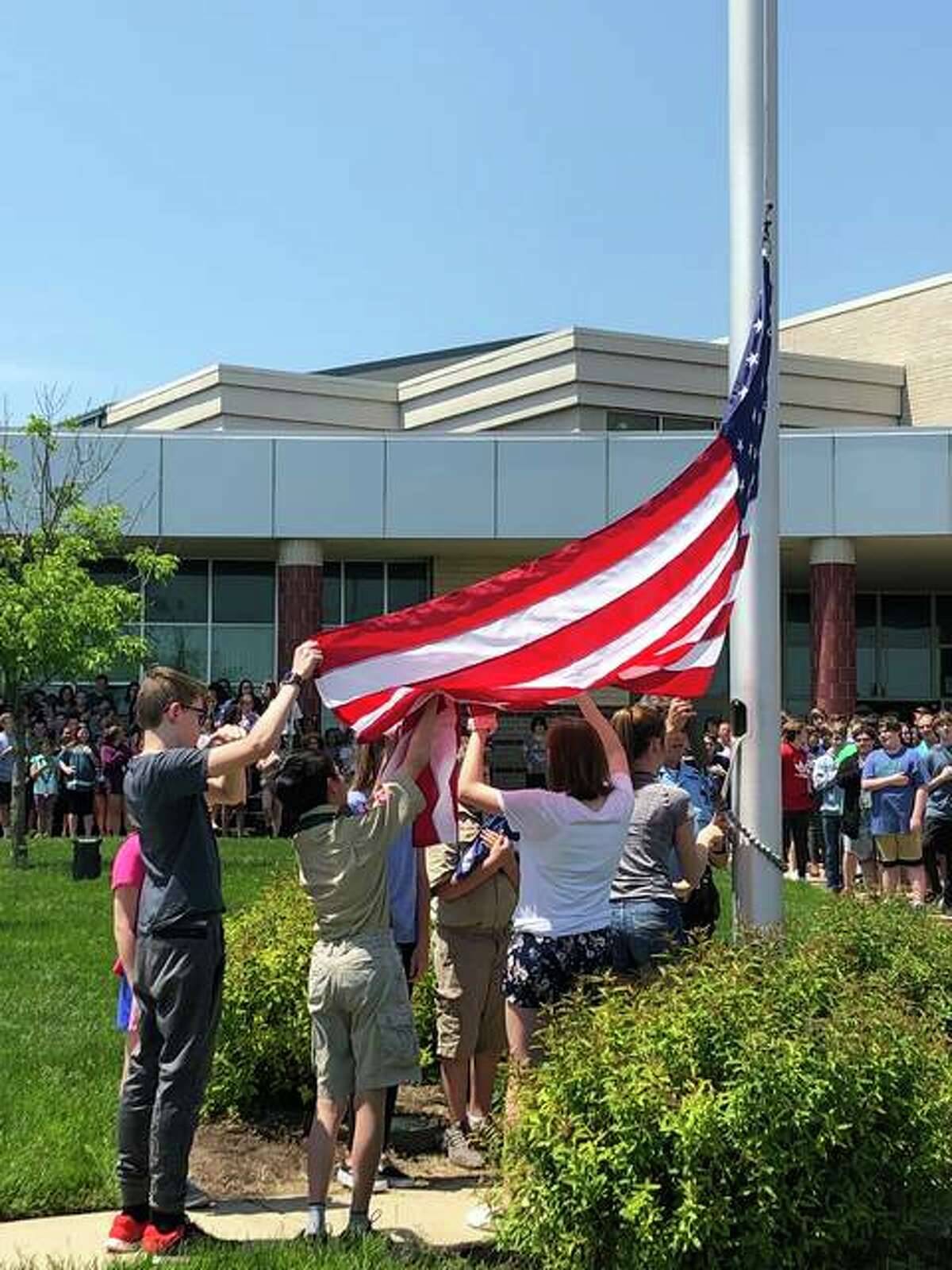 liberty-middle-school-s-student-body-gets-patriotic-on-flag-day